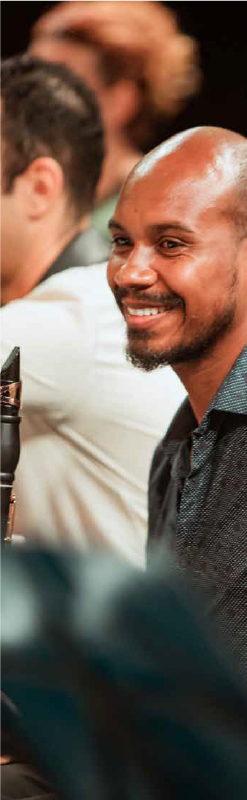 Músicos da Orquestra Filarmônica de Valinhos em concerto